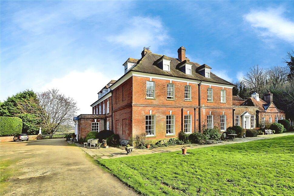 Main image of 2 bedroom Flat to rent, School Road, Tilmanstone, Kent, CT14