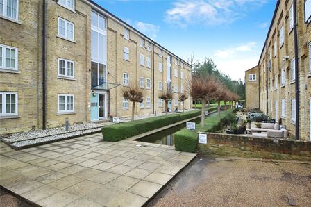 Mill Race, 3 bedroom  Flat for sale, £320,000