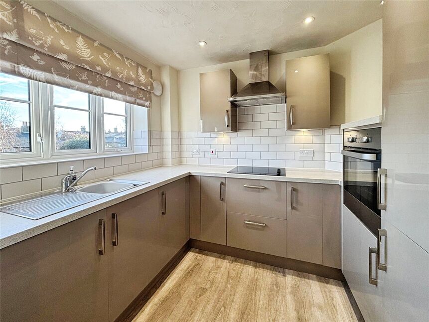 1 bedroom Flat for sale