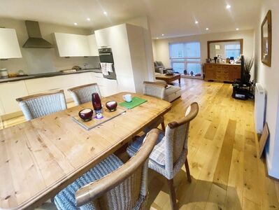 2 bedroom  Flat for sale