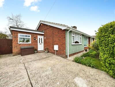 3 bedroom Semi Detached Bungalow for sale