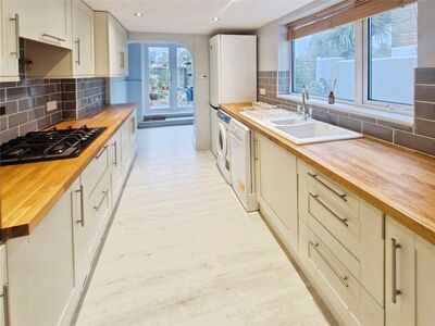 Granville Street, 2 bedroom Mid Terrace House for sale, &pound;335,000