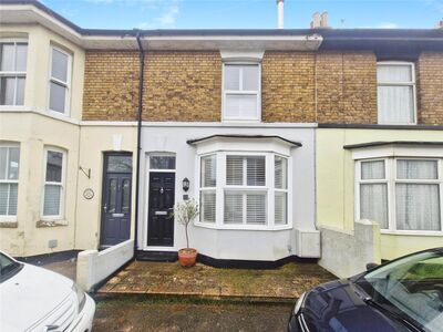 2 bedroom Mid Terrace House for sale