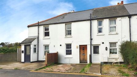 2 bedroom Mid Terrace House for sale