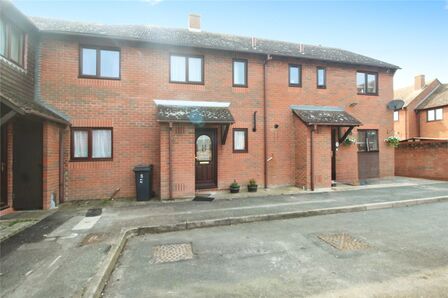 3 bedroom Mid Terrace House for sale