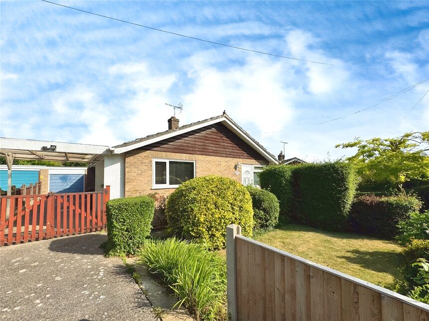 2 bedroom Detached Bungalow for sale