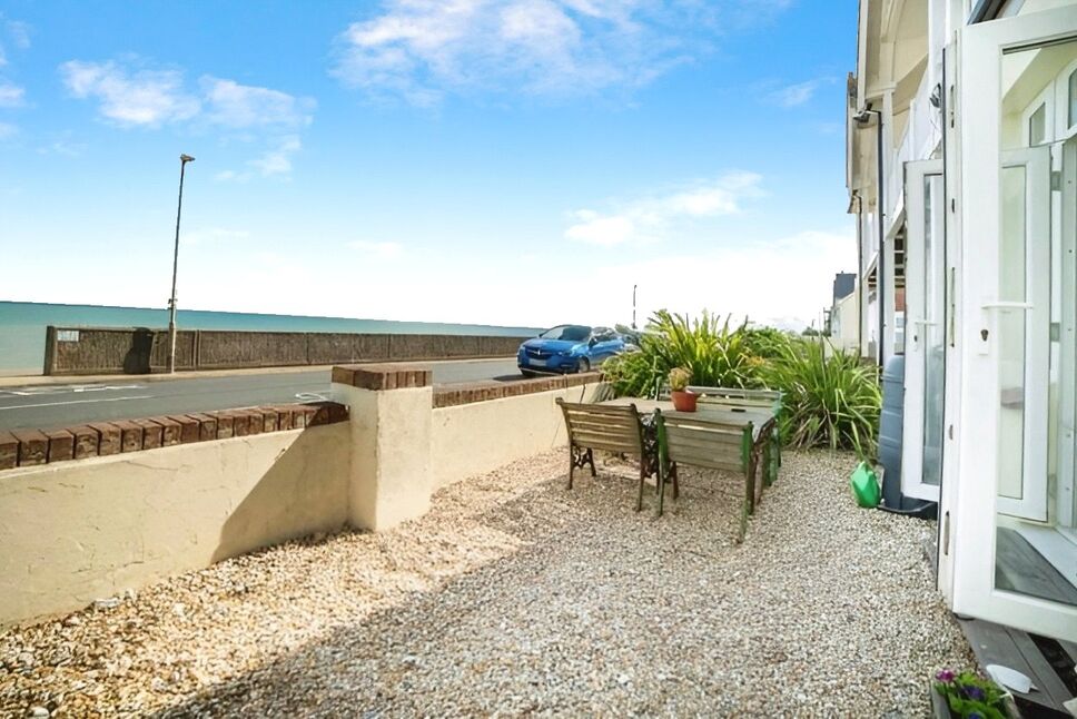 Main image of 2 bedroom Flat to rent, The Marina, Deal, Kent, CT14