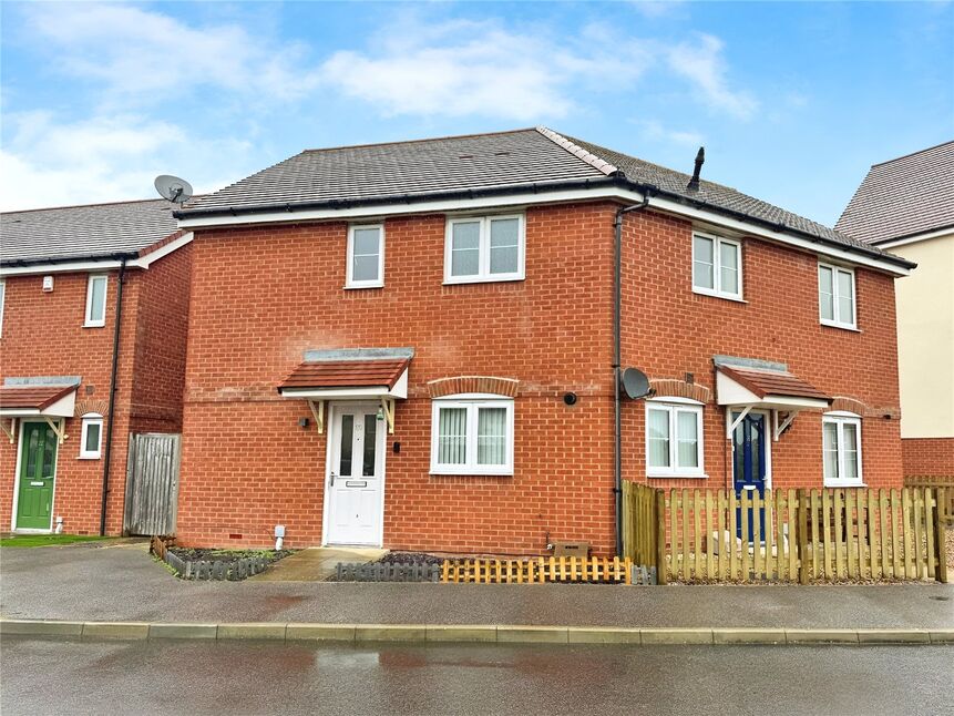 Main image of 2 bedroom Flat to rent, Swift Crescent, Deal, Kent, CT14