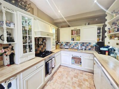 Dover Road, 4 bedroom Link Detached House for sale, £475,000