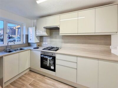 2 bedroom Semi Detached House to rent
