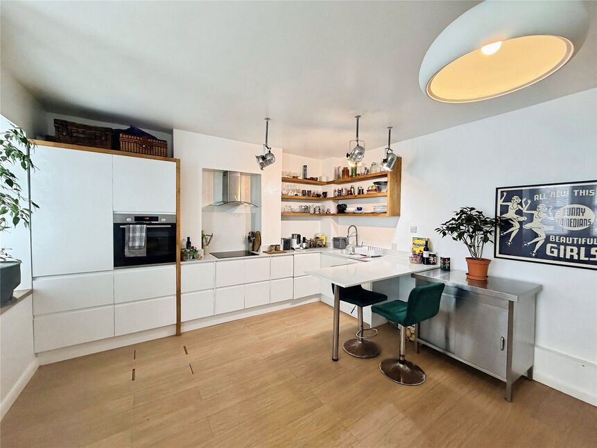 Kitchen / Lounge / Diner