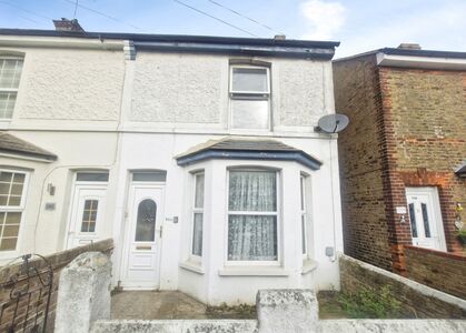 3 bedroom End Terrace House for sale