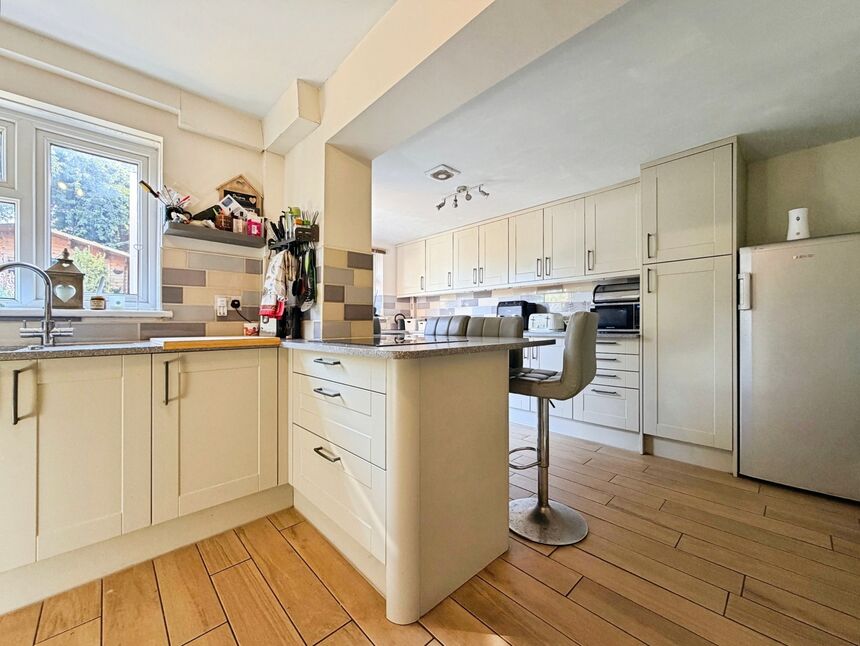 Kitchen / Breakfast / Utility