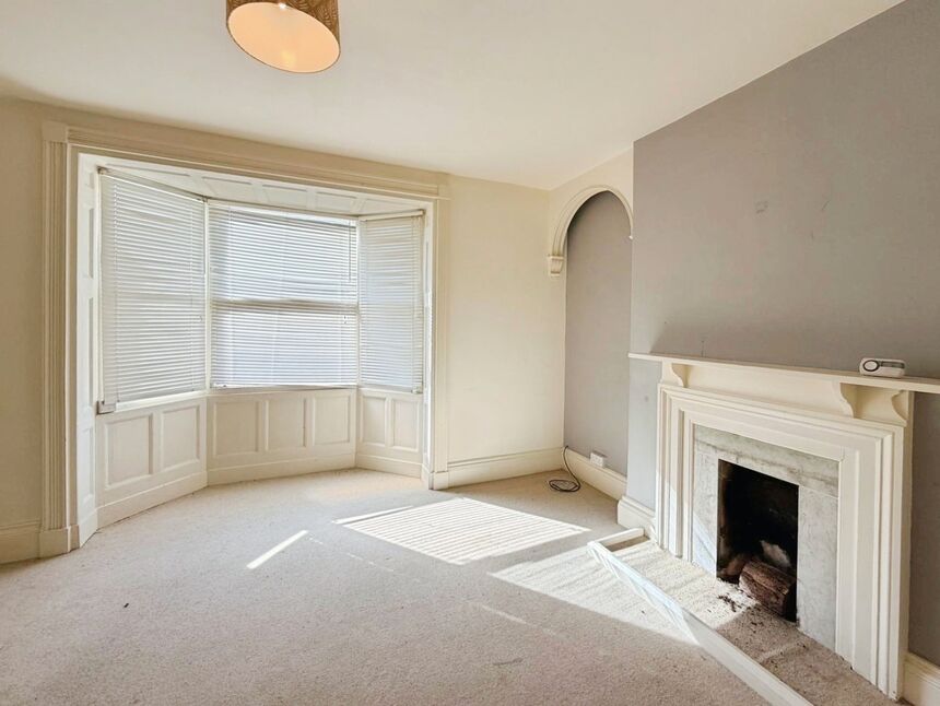 Main image of 1 bedroom Flat for sale, Dover Road, Walmer, Kent, CT14