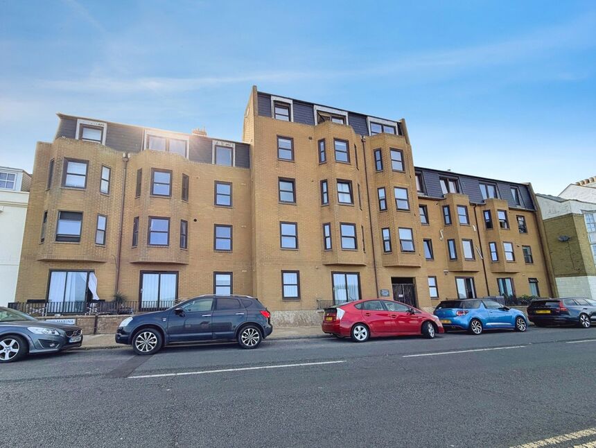 Main image of 2 bedroom Flat to rent, Prince William Court, The Marina, Kent, CT14