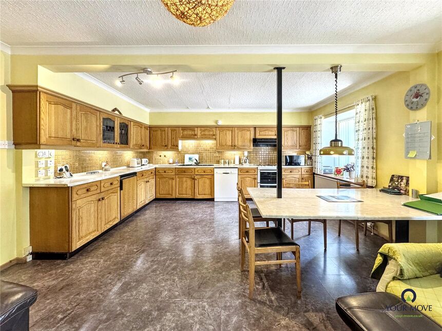 Kitchen / Family Room