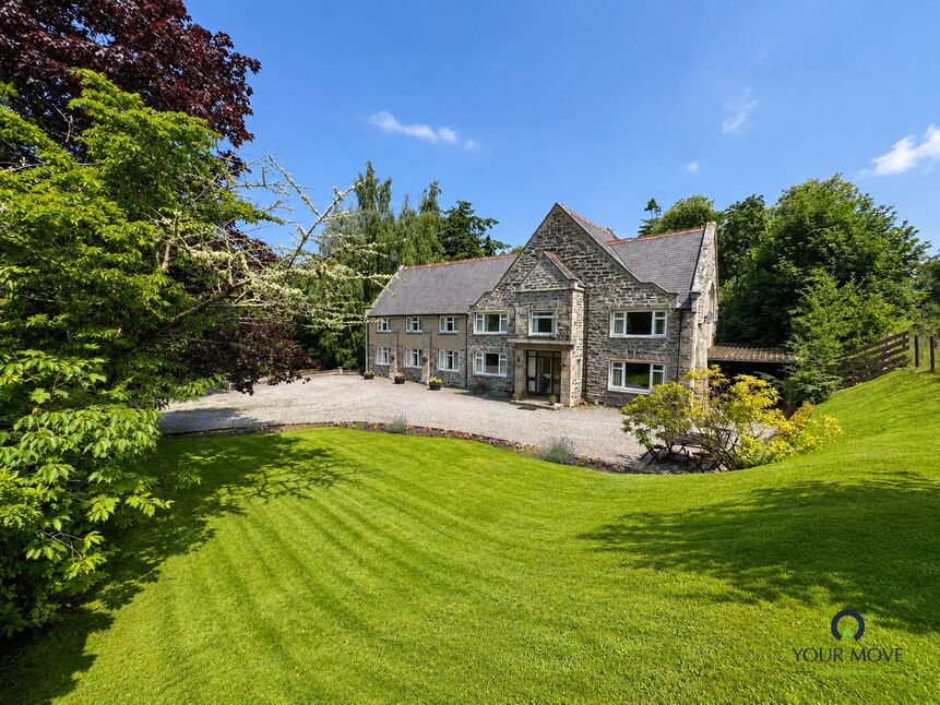 5 bedroom Detached House for sale