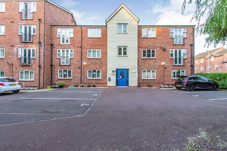 Mill Bridge Close, 1 bedroom  Flat to rent, £625 pcm