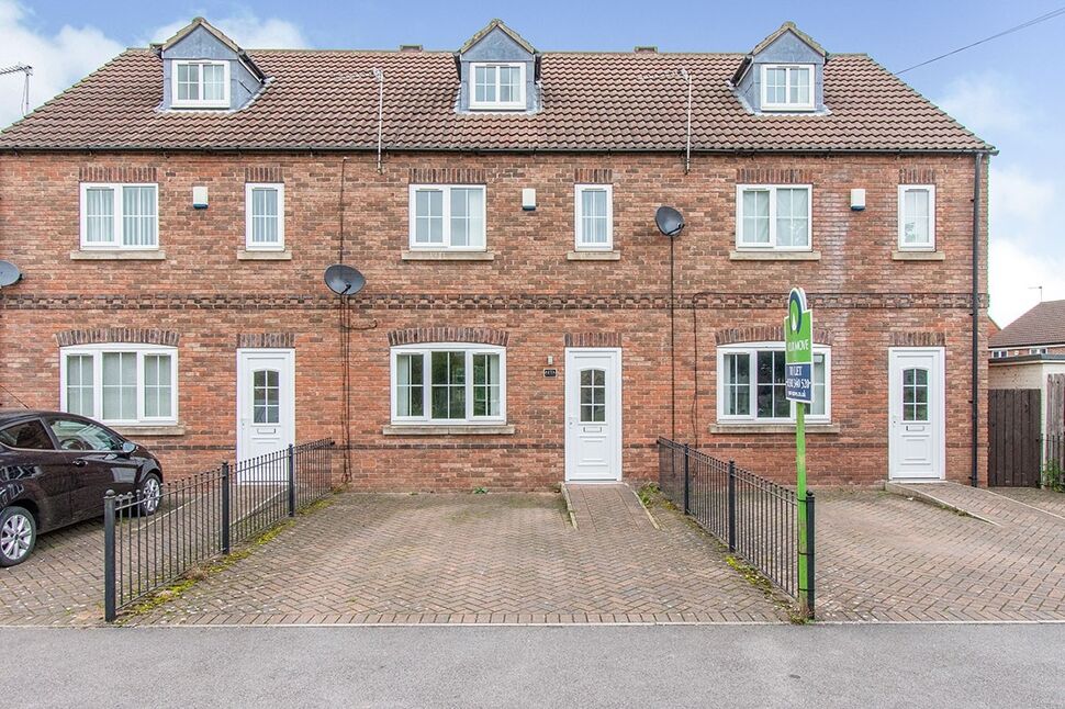 Main image of 3 bedroom  House to rent, Fir Tree Avenue, Auckley, South Yorkshire, DN9