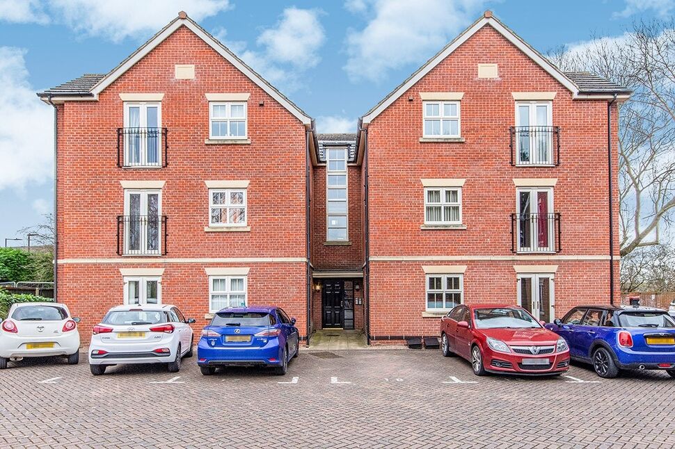 Main image of 2 bedroom Flat to rent, Carr Lane, Bessacarr, South Yorkshire, DN4