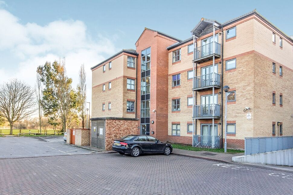 Main image of 3 bedroom Flat to rent, Kentmere Drive, Lakeside, South Yorkshire, DN4