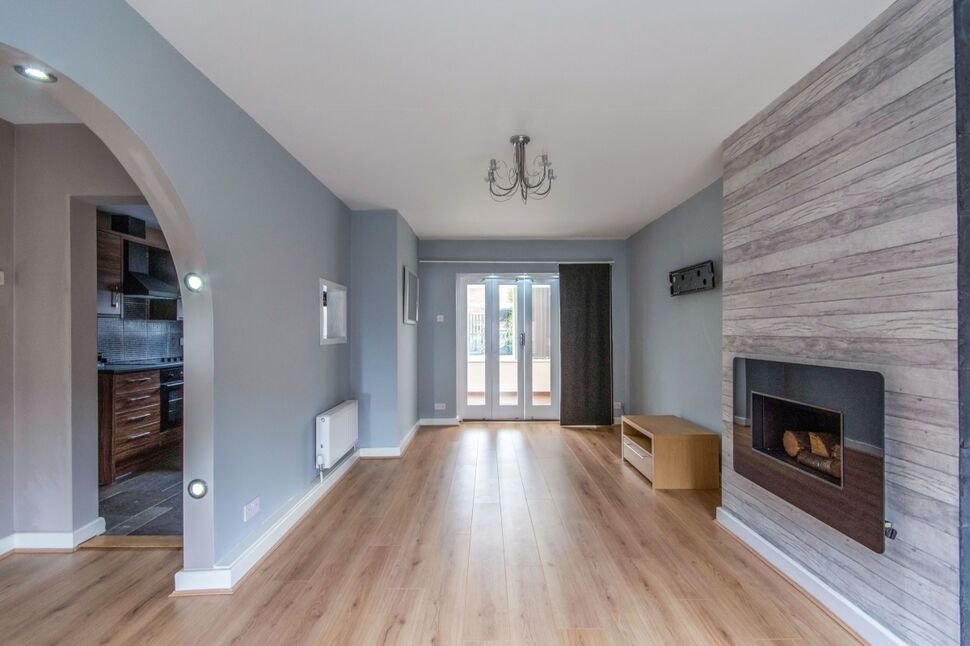 Lounge / Dining Room