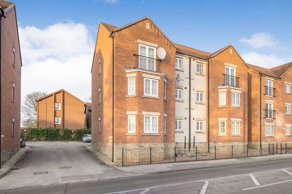 Main image of 2 bedroom Flat for sale, Armthorpe Road, Doncaster, South Yorkshire, DN2