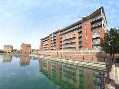 Kentmere Drive, 2 bedroom Flat to rent, &pound;1,295 pcm