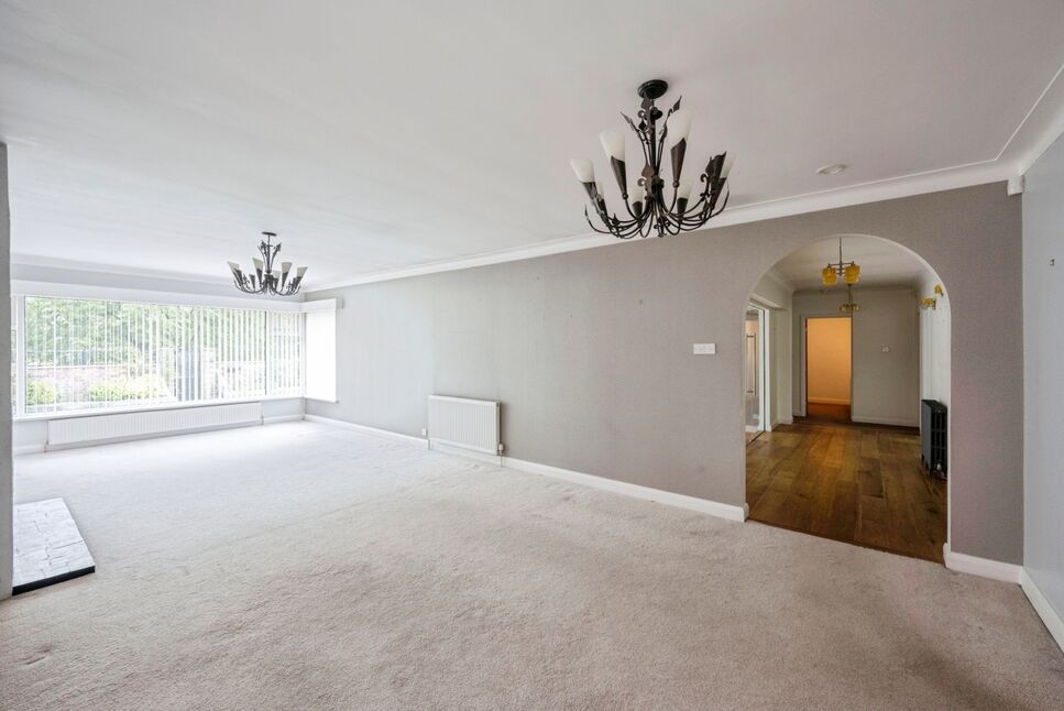 Lounge / Dining Room
