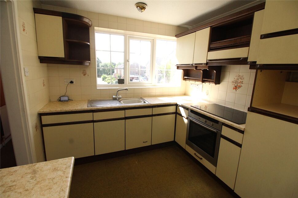 3 bedroom Detached House for sale, Wellcroft Close, Wheatley Hills