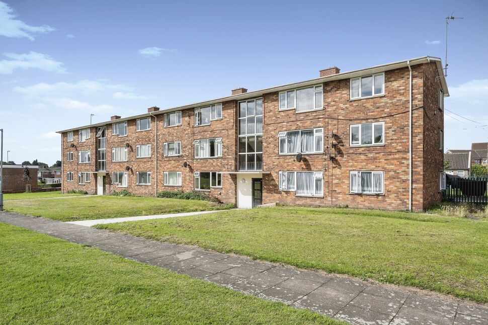 Main image of 3 bedroom Flat for sale, Goodison Boulevard, Doncaster, South Yorkshire, DN4