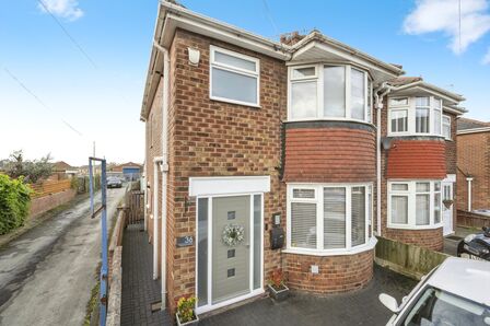 Florence Avenue, 3 bedroom Semi Detached House for sale, £170,000
