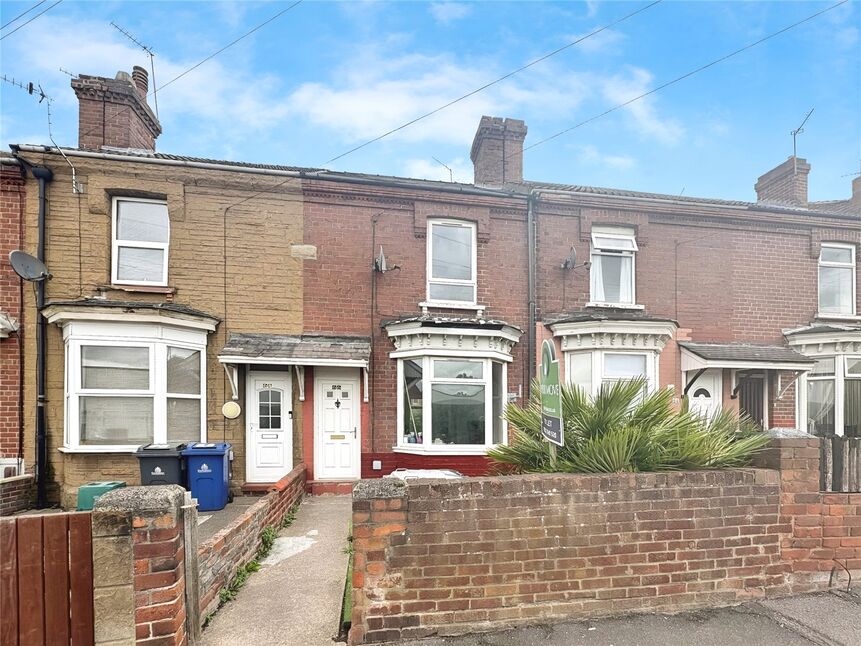 Main image of 3 bedroom Mid Terrace House to rent, Queens Road, Doncaster, South Yorkshire, DN1
