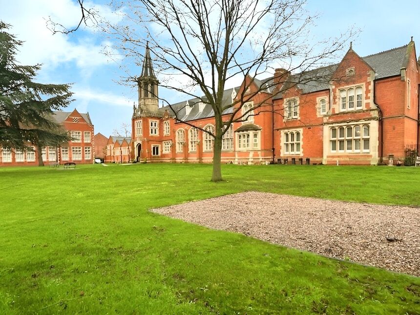 Main image of 2 bedroom  Flat to rent, Burton Drive, Retford, Nottinghamshire, DN22