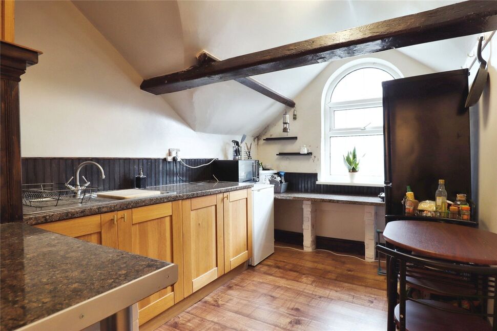 2nd Kitchen / Utility