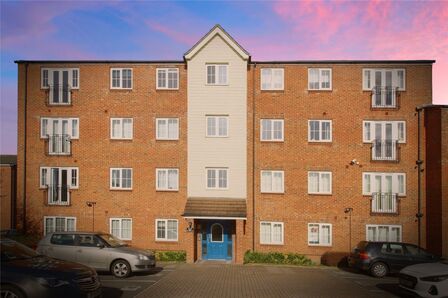Mill Bridge Close, 2 bedroom  Flat for sale, £93,000