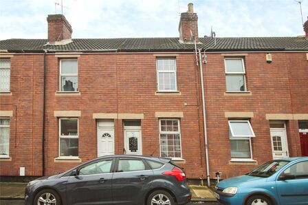 Stoneclose Avenue, 2 bedroom Mid Terrace House for sale, £44,500