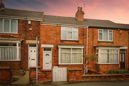 Wrightson Avenue, 2 bedroom Mid Terrace House for sale, £90,000