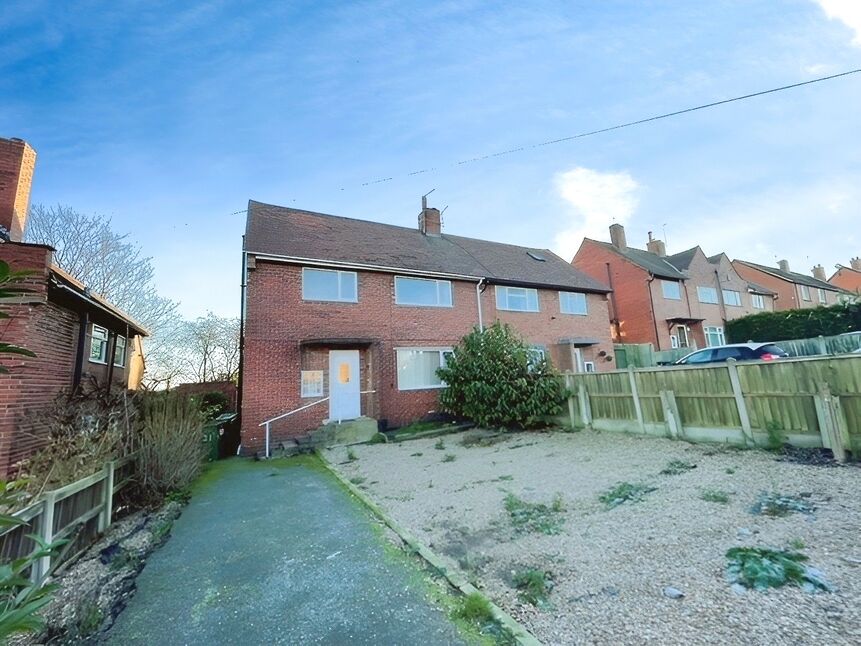 Main image of 1 bedroom Room to rent, Grove Mount, South Kirkby, West Yorkshire, WF9