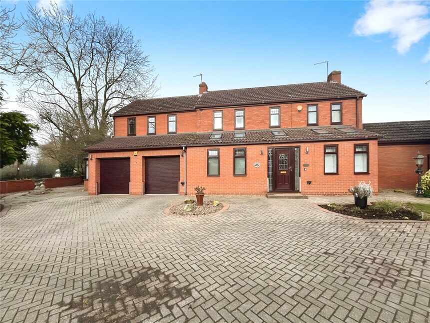 Main image of 5 bedroom Detached House to rent, Grosvenor Court, Fishlake, South Yorkshire, DN7