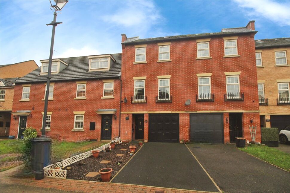 4 bedroom Mid Terrace House for sale
