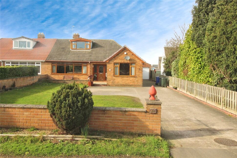 Main image of 2 bedroom Semi Detached Bungalow for sale, Doncaster Road, Hatfield, Doncaster, DN7