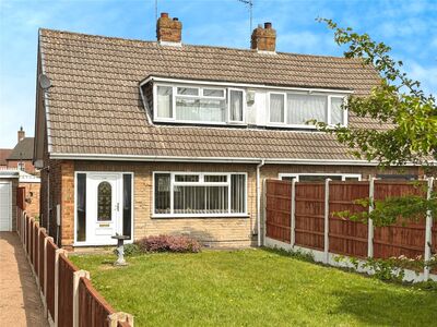 Station Road, 3 bedroom Semi Detached House for sale, £215,000