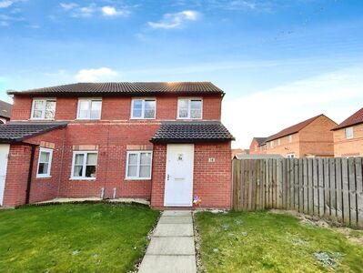 Jenkin Way, 3 bedroom Semi Detached House to rent, £875 pcm