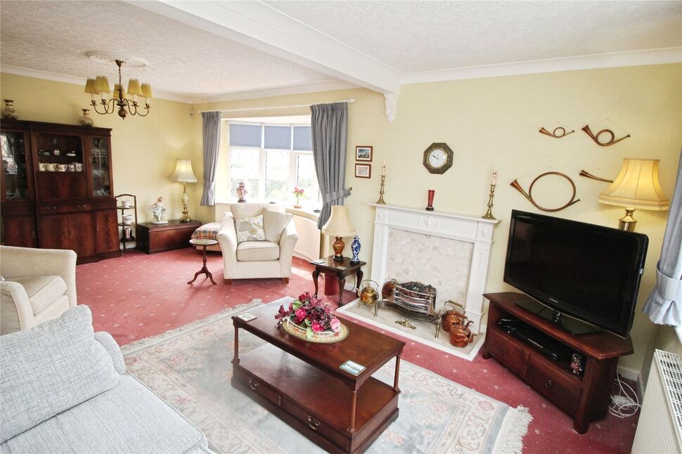 Extended Lounge