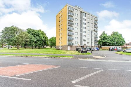 2 bedroom  Flat to rent