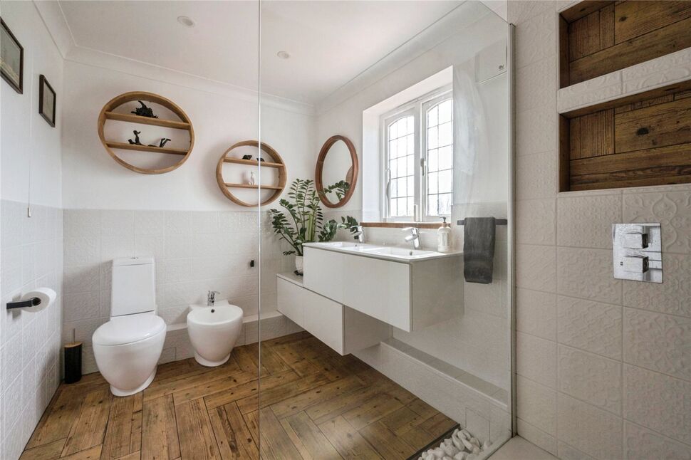 Shower Room / Wc