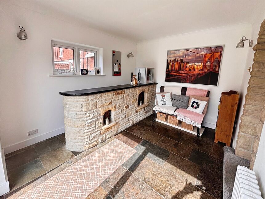 Bar / Garden Room