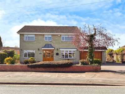 Station Road, 3 bedroom Detached House for sale, £595,000