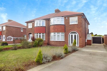 Middlefield Road, 3 bedroom Semi Detached House to rent, £1,050 pcm